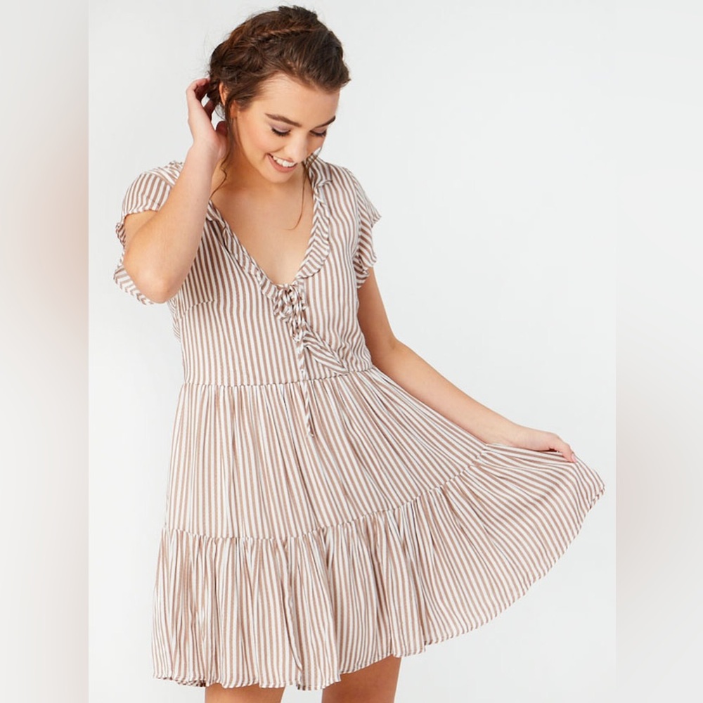 ARULA Babydoll dress